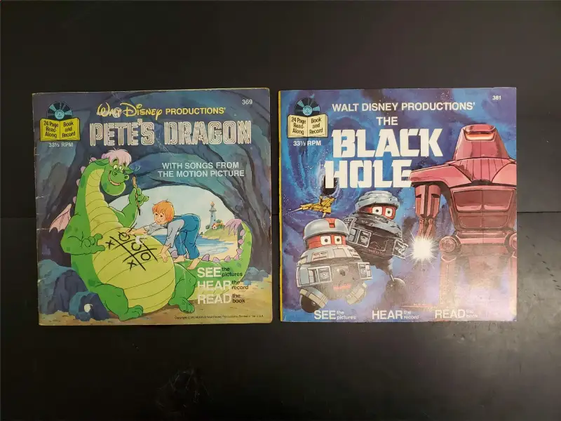 Vtg Walt Disney 24 Page Read-Along Book & Record Pete’s Dragon & The Black Hole