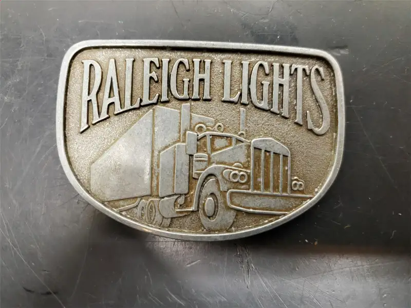 Vtg Pewter Belt Buckle Trucking Raleigh Lights Mens/Women’s Accessory 18-Wheeler