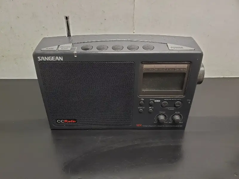 Vtg Sangean CC Radio PlusFM/AM Weather 4 Bands Battery Powered Near Mint Cond.