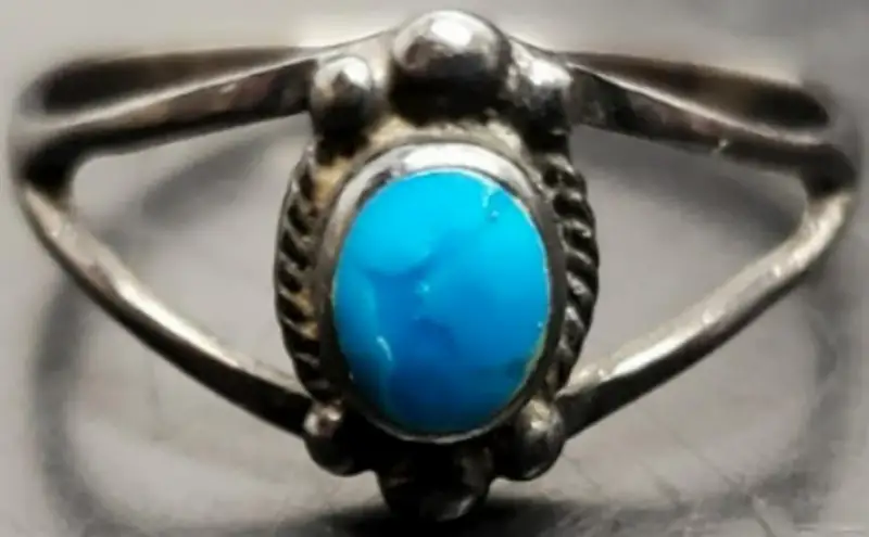 Vtg Women’s Sterling Silver 925 Band Turquoise/Blue Gem Stone Ring Jewelry Sz8.5