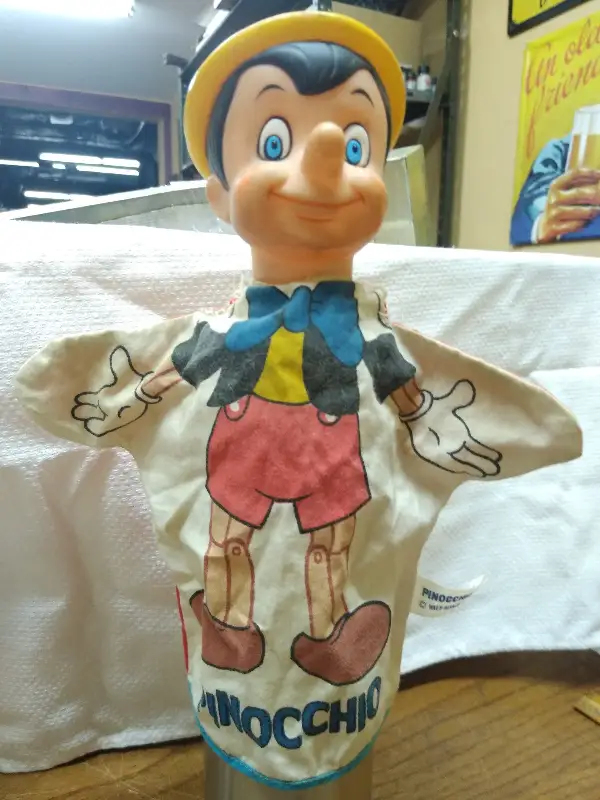 Vtg Walt Disney Productions Pinocchio Hand Puppet Soft Rubber Head Toy Japan