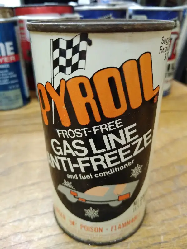 Vtg Pyroil Gas Line Frost Free Anti Freeze Full Can 11.5 Ounce Metal