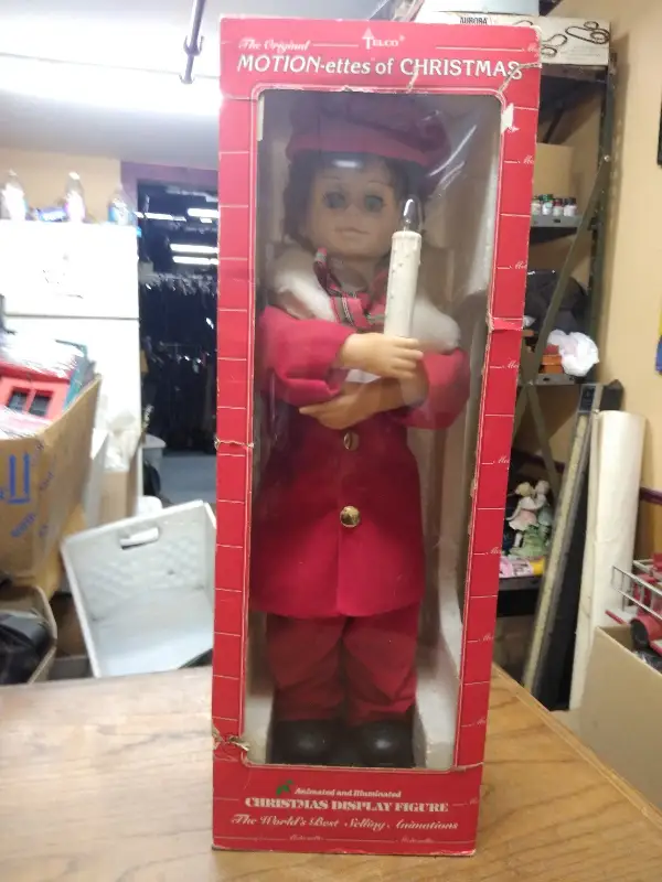 Vtg Telco Motion-ettes Christmas Girl Moving light Candle Decor Figure 23″ Box