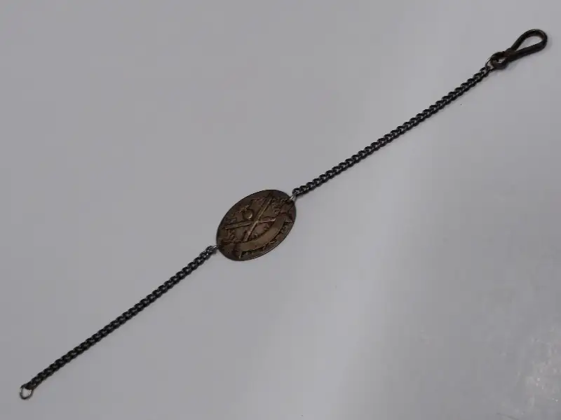 Vtg WW1 Era Infantry Marksman Military Insignia 8.5″ Charm Sweetheart Bracelet