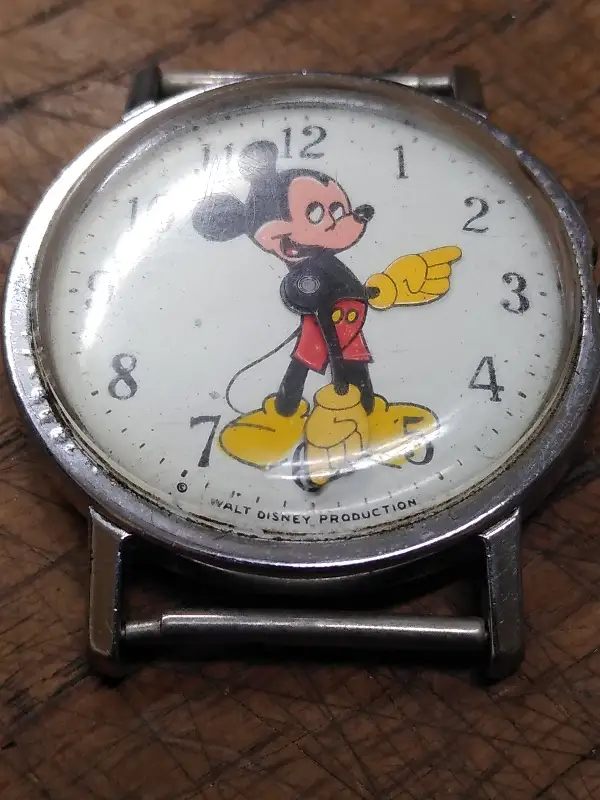 Vtg Walt Disney Productions Mickey Mouse Wind Up Wrist Watch Yellow Hands 1970’s