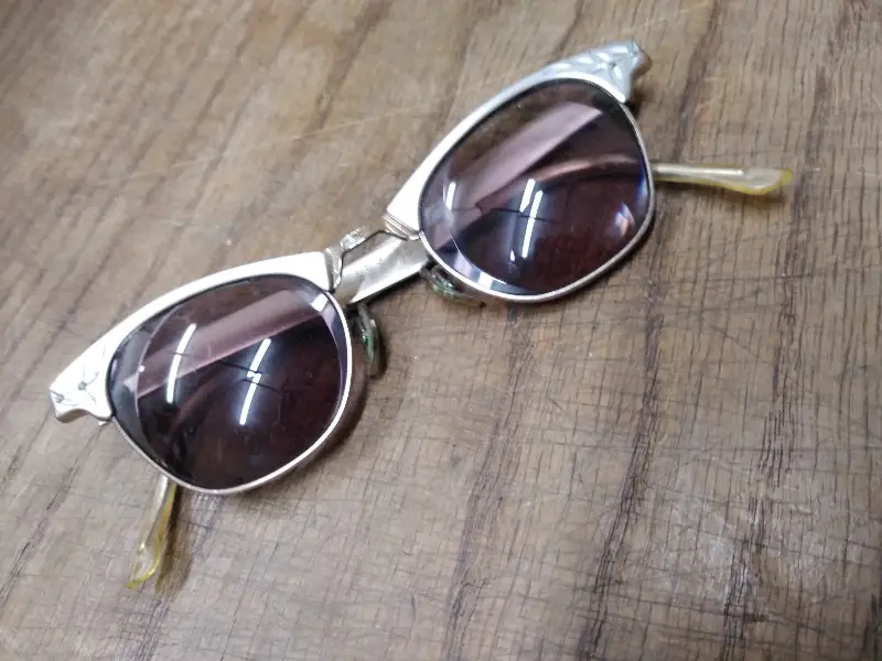 Vtg Women’s Art Craft 12K Gold Filled Aluminum Frame Cats Eye Glasses 1950s