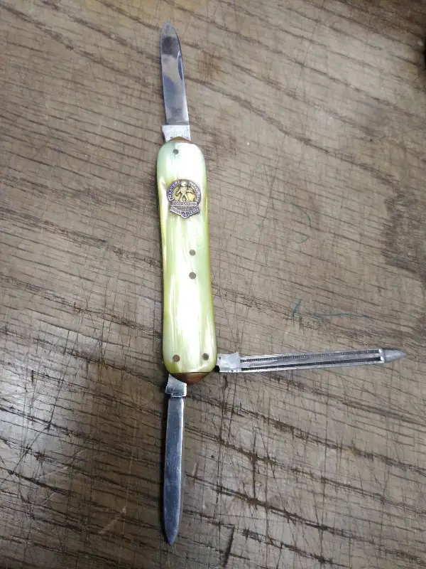 Vtg Schrade 865 Gentleman’s Pocket Knife Chrysler Master Technician Conference