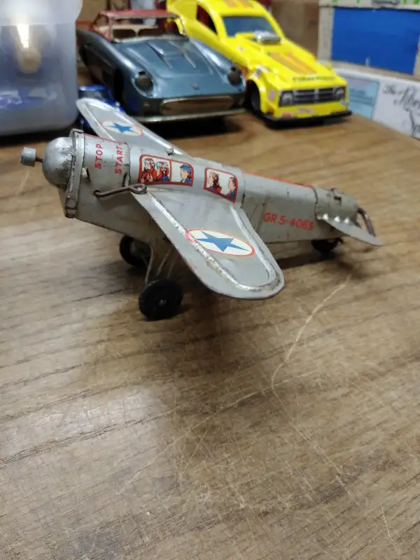 Vtg Tin Toy UNIQUE ART SKYRANGER GR5 406 Airplane Wind Up Motor Lithograph Works