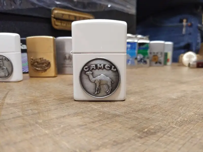 Vtg Unfired 1995 Zippo Pewter Camel Medallion White Matt Cigarette Lighter Minty