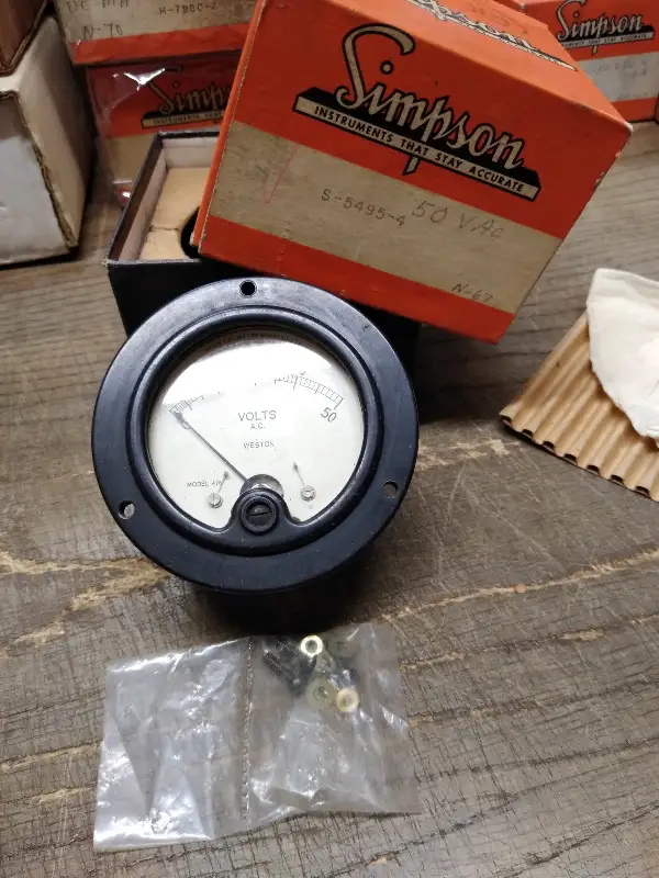 Vtg Weston AC Volts Model 476 Panel Meter Gauge 0-50 w/Box Made in USA