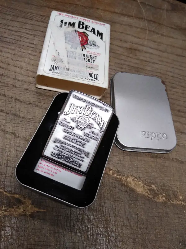 Vtg Sealed 1998 ZIPPO Lighter Jim Beam The World’s Finest Bourbon w/Tin & Box!