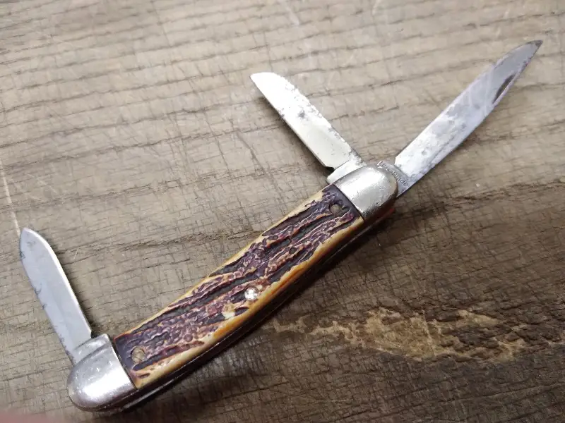 Vtg Ultra Blade USA 3 Blade Folding Pocket Knife 6 Inches