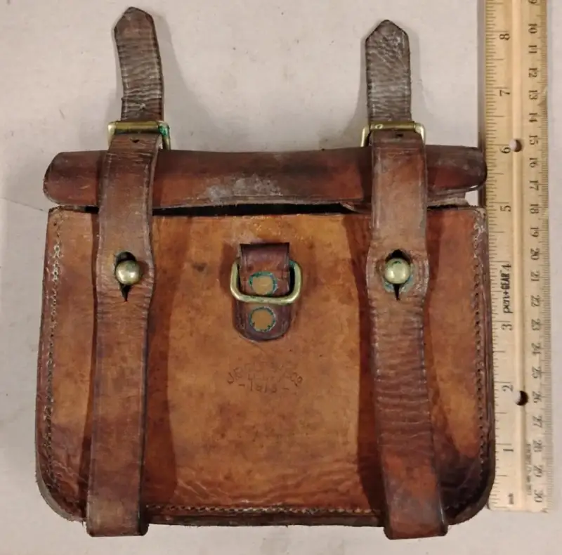 WWI 1915 Canadian Dismounted Pattern Leather Ammunition Pouch – Oliver Equipment