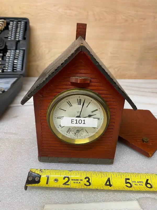 Vtg Waterbury Clock Co. USA Log Cabin School house Mantle Chime Works