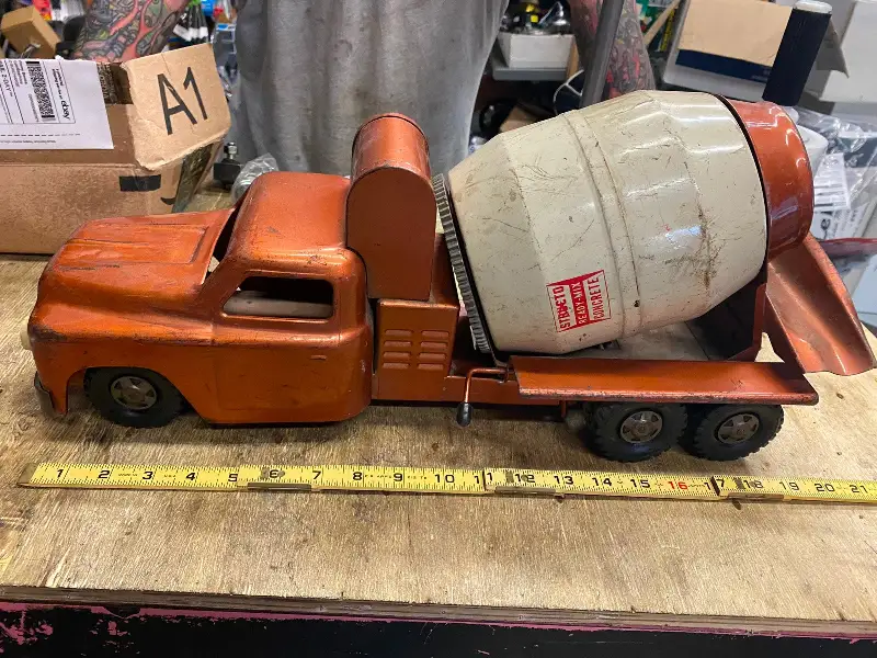 VTG STRUCTO Concrete Cement Mixer Truck 10 wheel Ready-Mix Early 50’s Dodge Toy