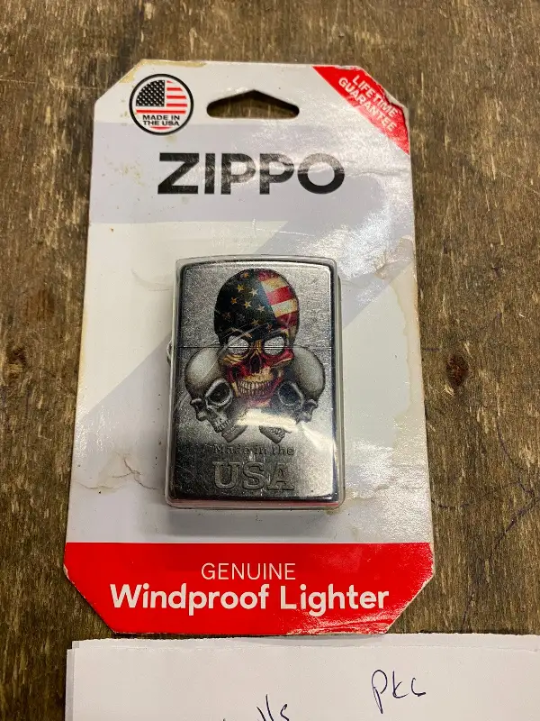 Zippo Lighter 3 skulls Made in USA Sealed display Package Box Unfired