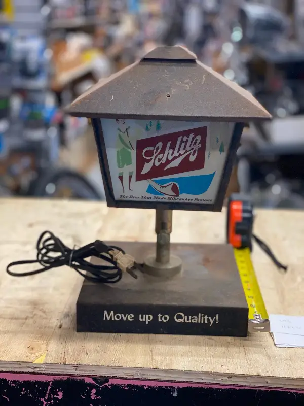 Vtg Schlitz Light Lamp Advertising beer that made milwaukee famous Glass 1960’s